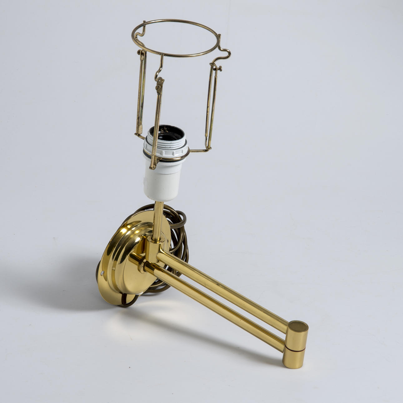 VÄGGLAMPA, mässing, Frandsen, Danmark.