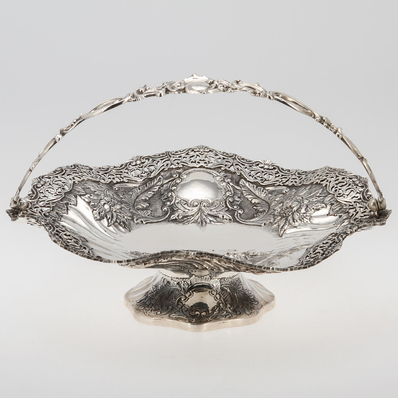 SKÅL, silver, med hänkel, Melda Special, Turkiet, 1500 gram.