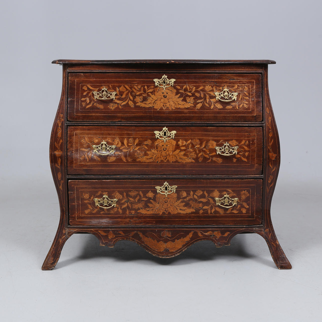 BYRÅ, Holländsk stil, 1700-tal.