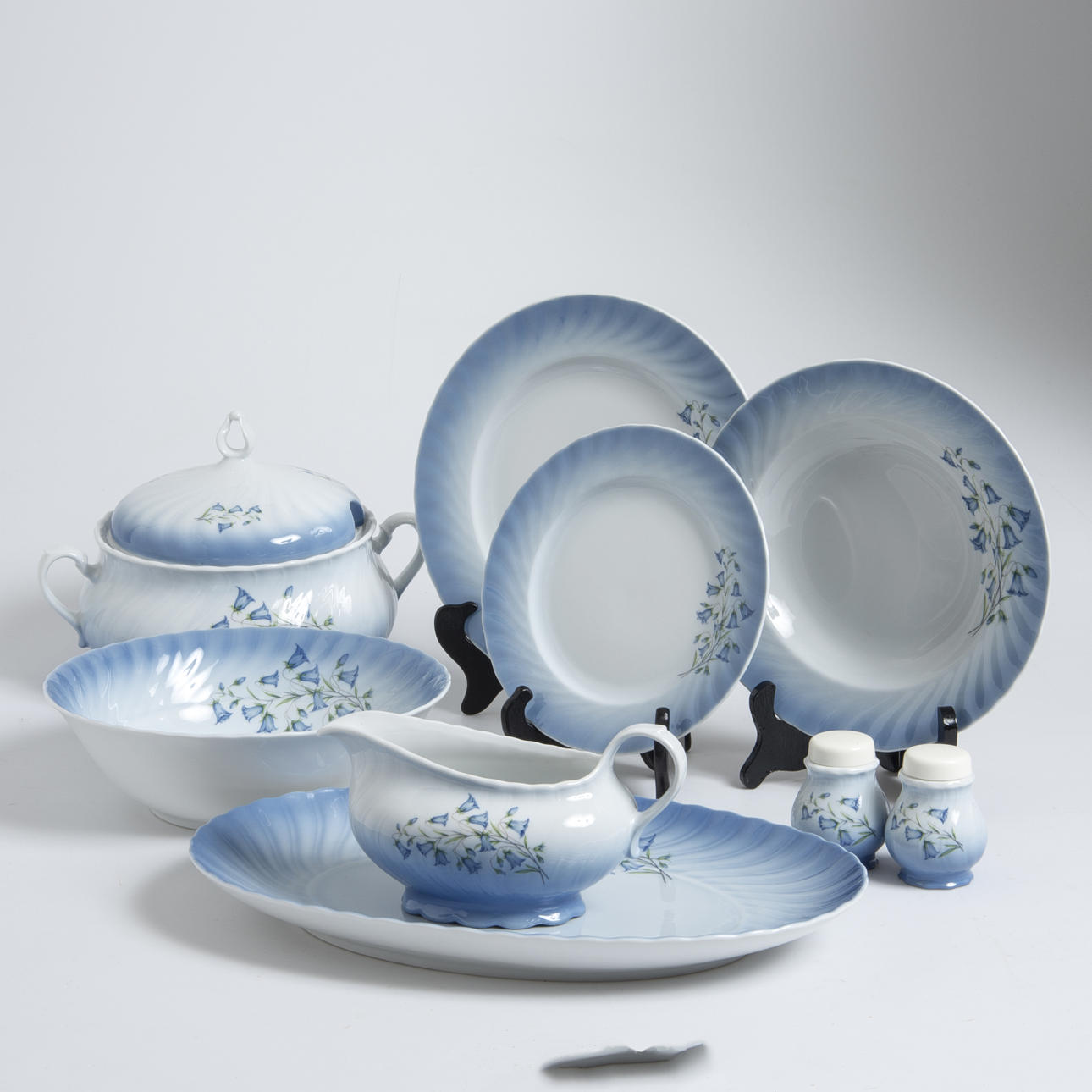 MATSERVIS, 48 delar, "Blåklocka", Fyrklövern, Christineholm.