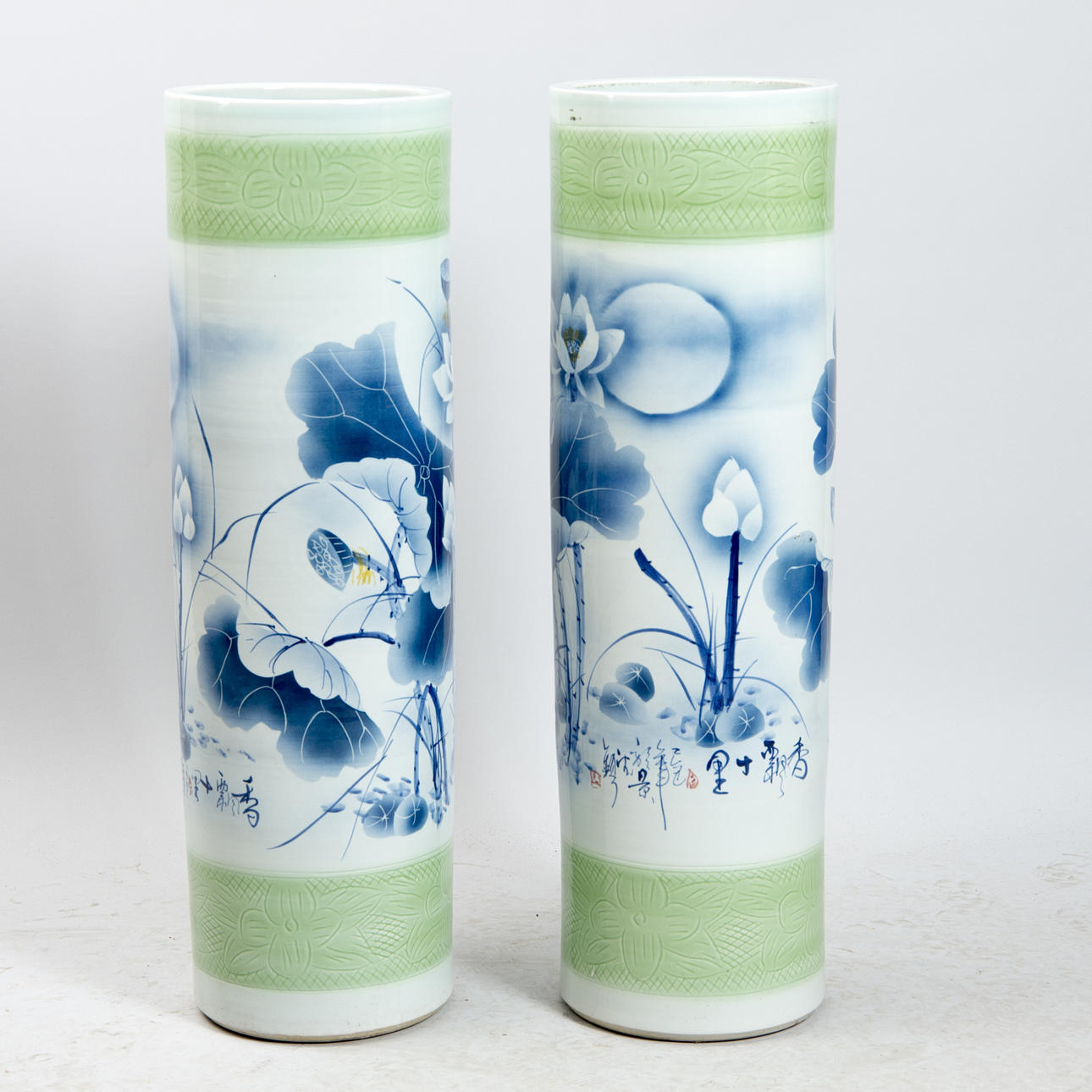 GOLVVASER, 1 par, porslin, Kina, samtida.