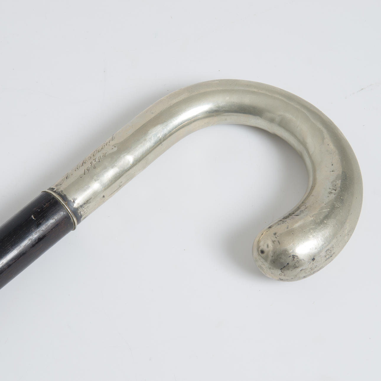 KÄPP med silverkrycka.