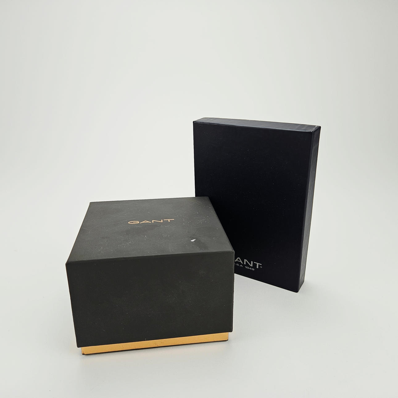 WRISTWATCH AND WALLET, Gant.