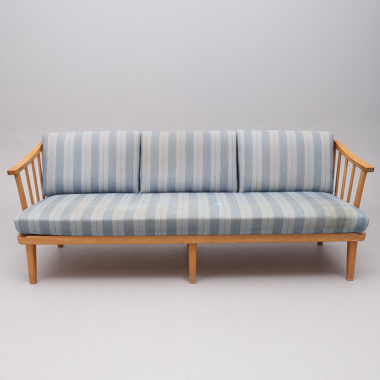 CARL MALMSTEN. SOFA, "VISNINGSÖ", OAK.