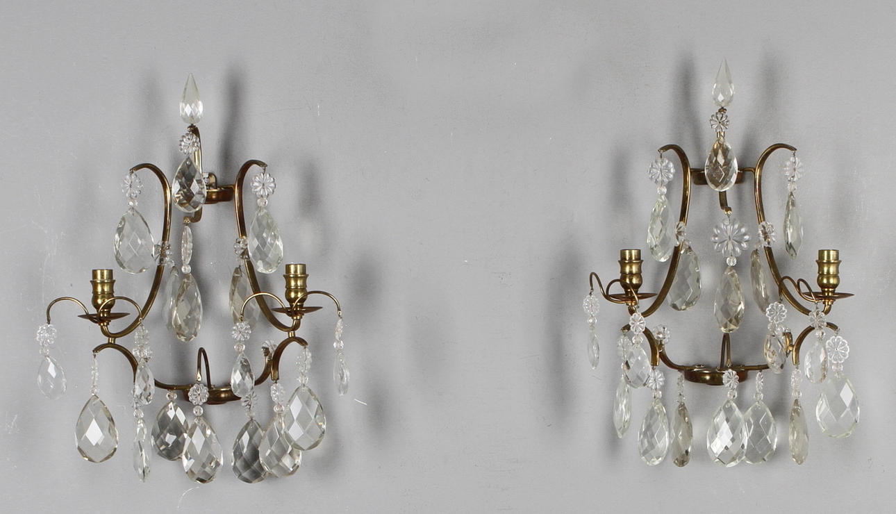 VÄGGLYSTRAR, 1 par, 2 ljus vardera, Rokokostill, 1900-tal.