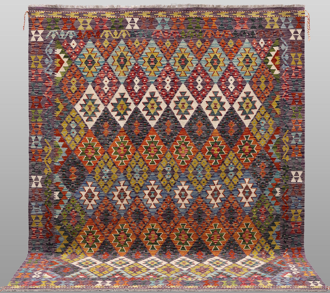 MATTA, "Kelim", 253 x 205 cm.