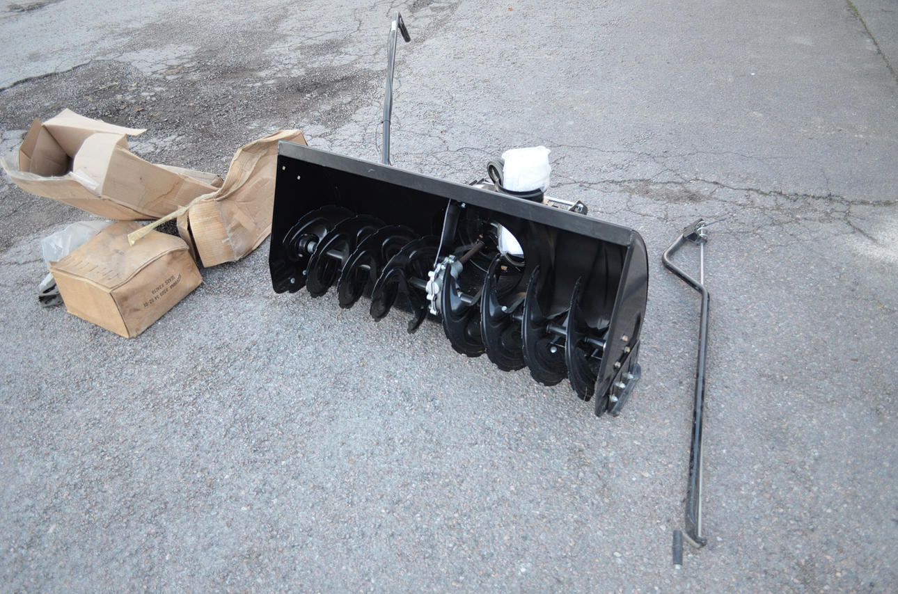 SNÖSLUNGA, 42 tum, Husqvarna.