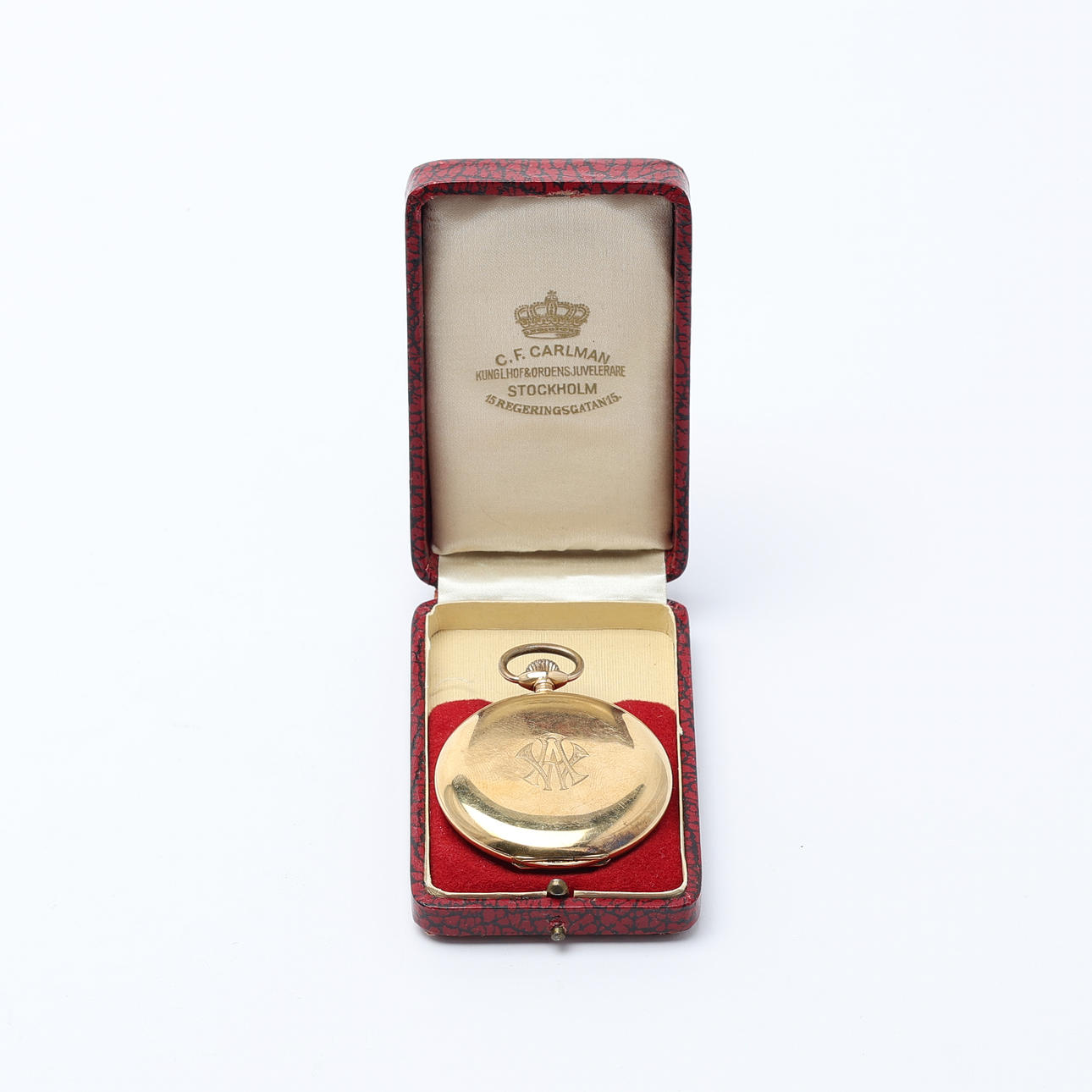 POCKET WATCH, 18K gold, case with monogram AW.