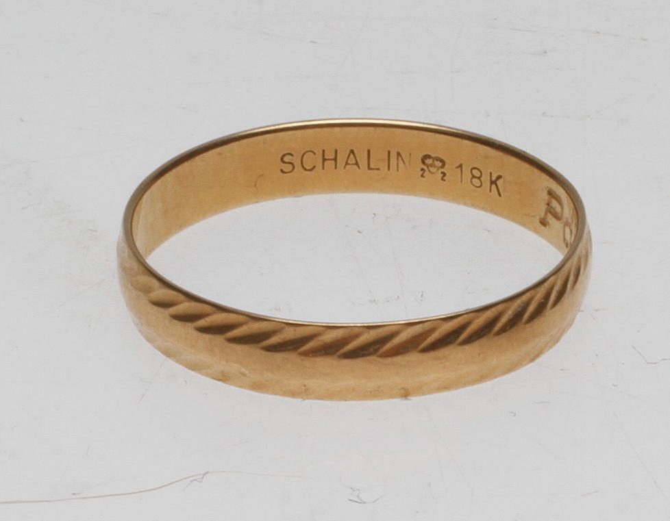 RING, 18k guld, vikt ca 1,7 gr.