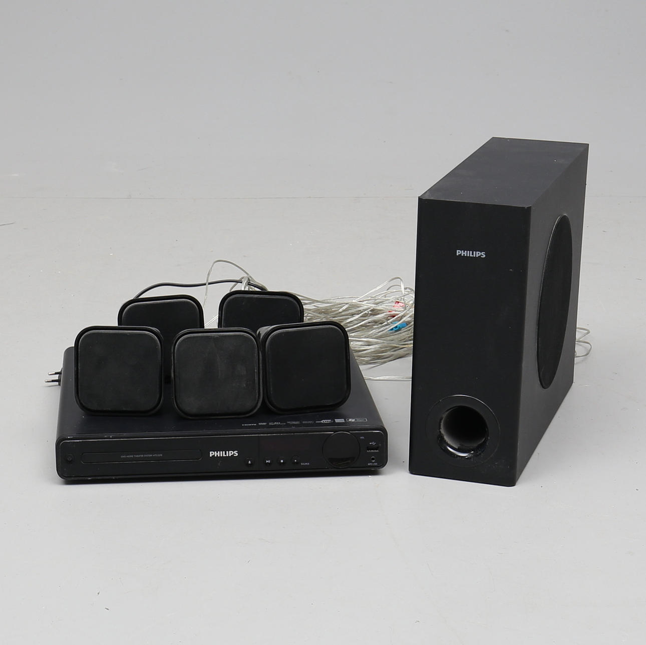 HEIMKINOSYSTEM, 7 Teile, Philips 5.1, 2000er Jahre.