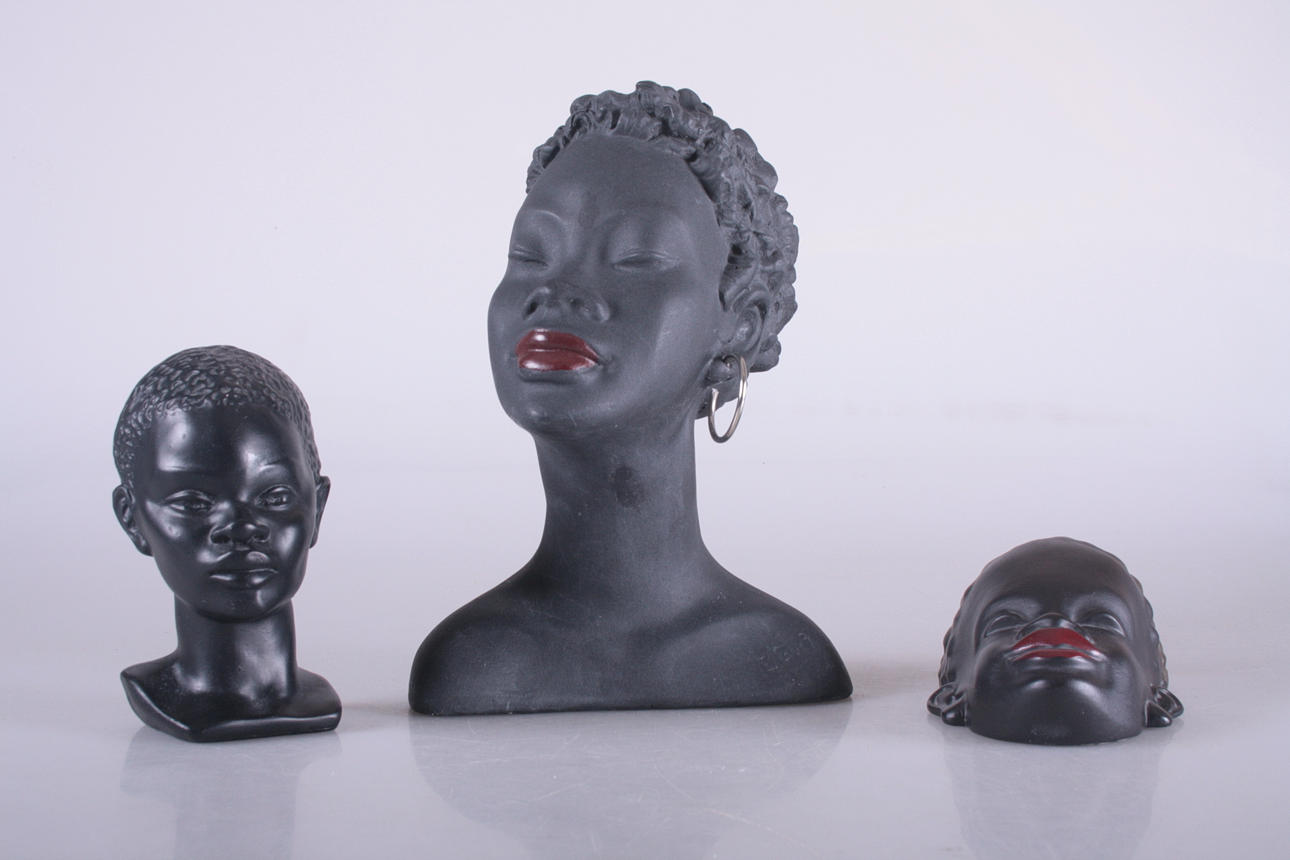 AFRIKANA, busts, 3 parts.