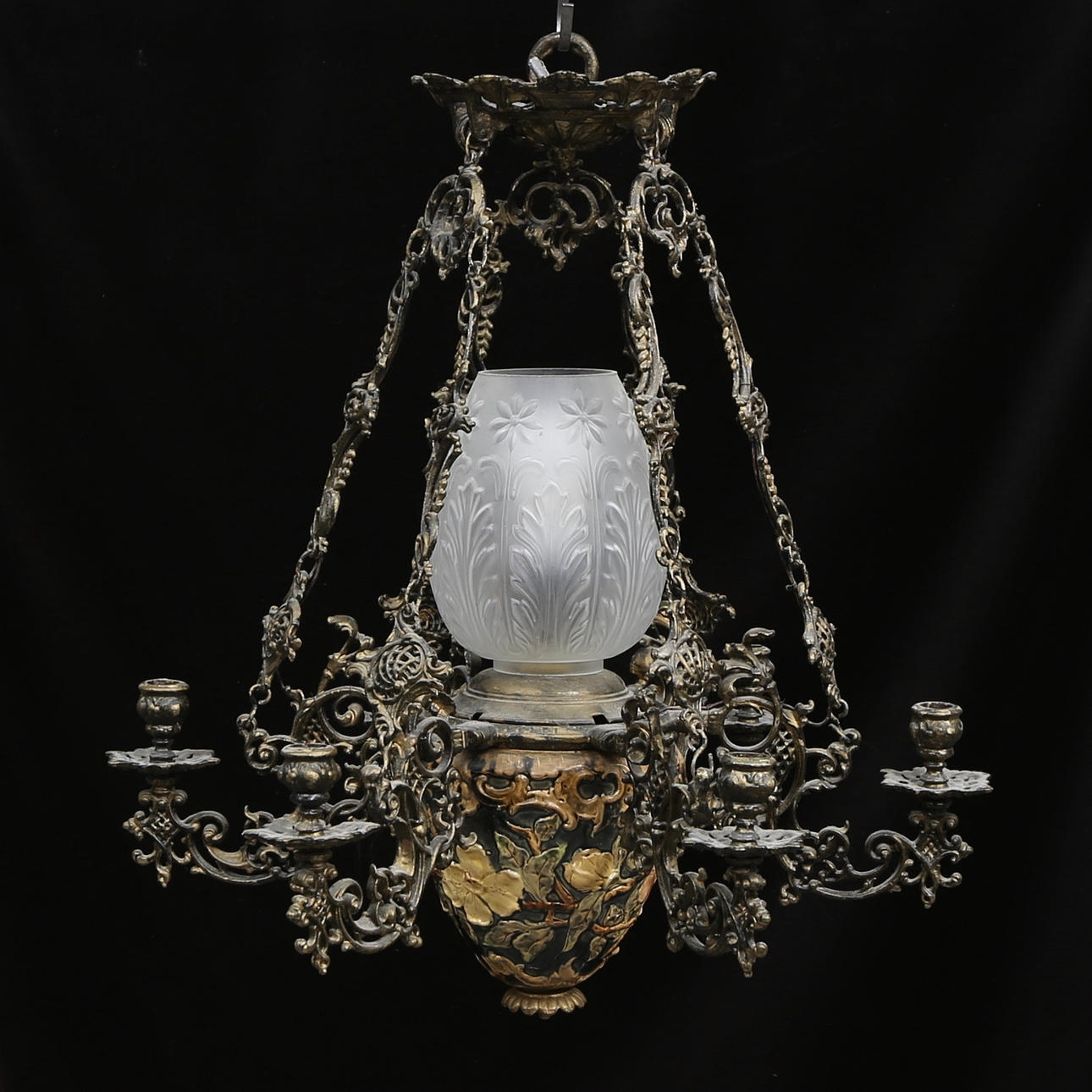 LJUSKRONA, elektrifierad. Majolika omkring sekelskiftet 1900.