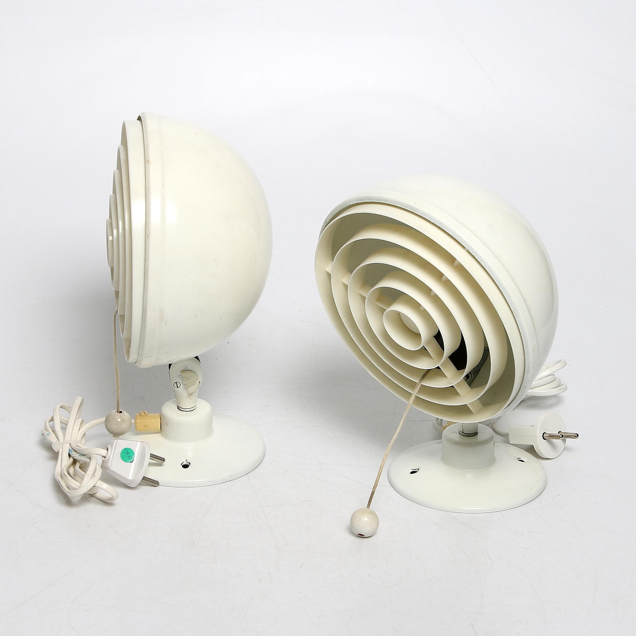 VÄGGLAMOR, plåt, 1970-tal.