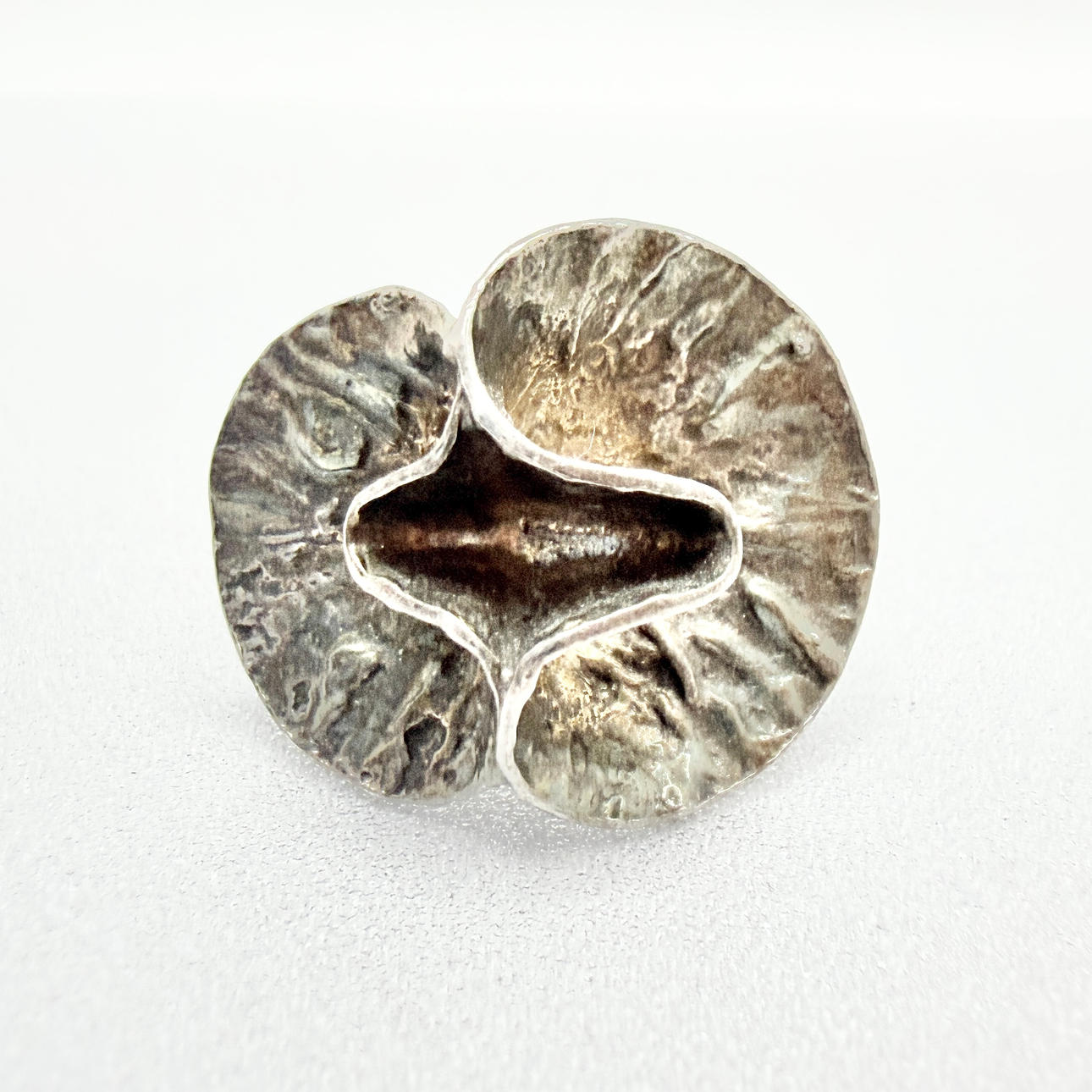 THERESIA HVORSLEV. RING, silver, signed.