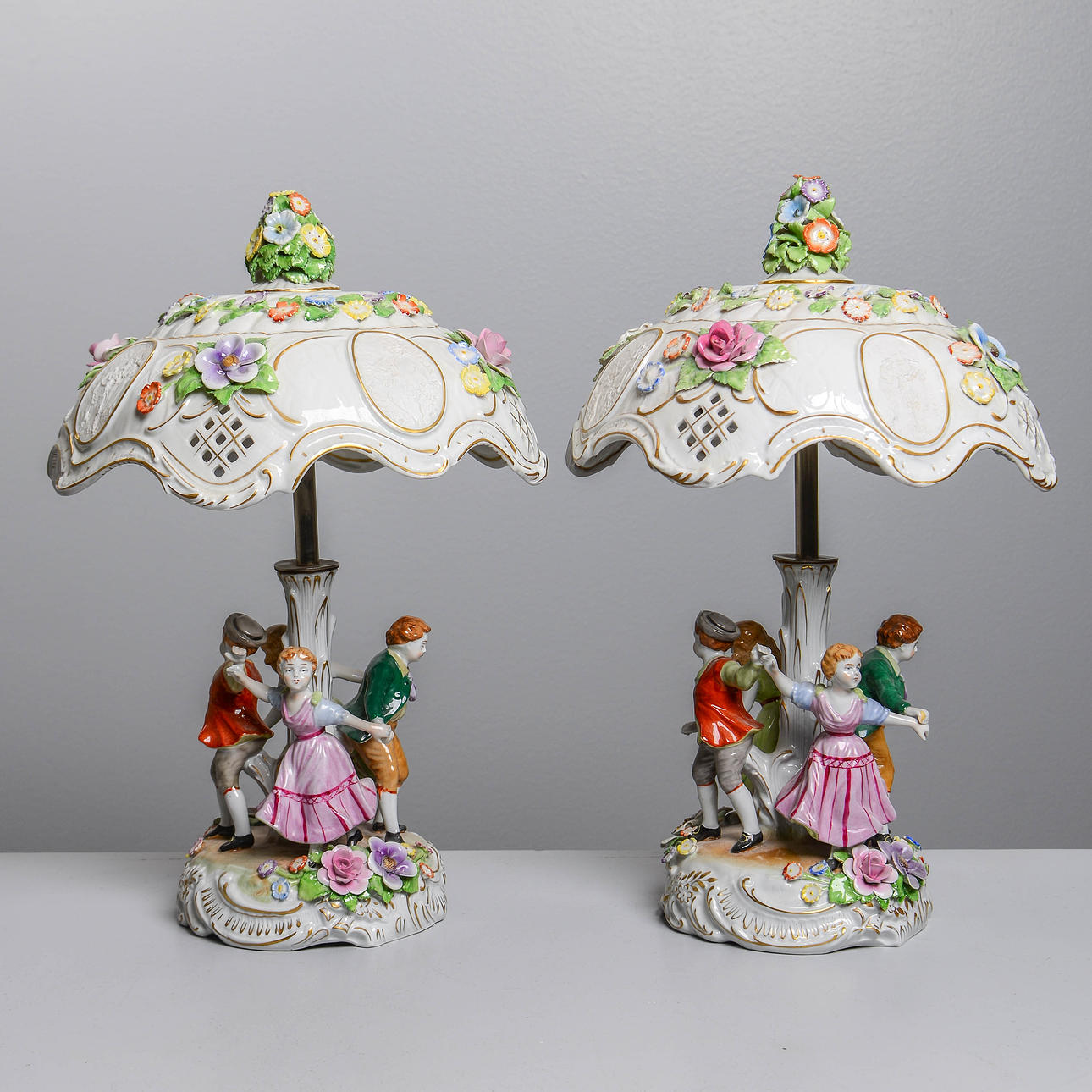 BORDSLAMPOR, 2 st, porslin, Plaue Schierholz, Tyskland, 1900-talets andra del