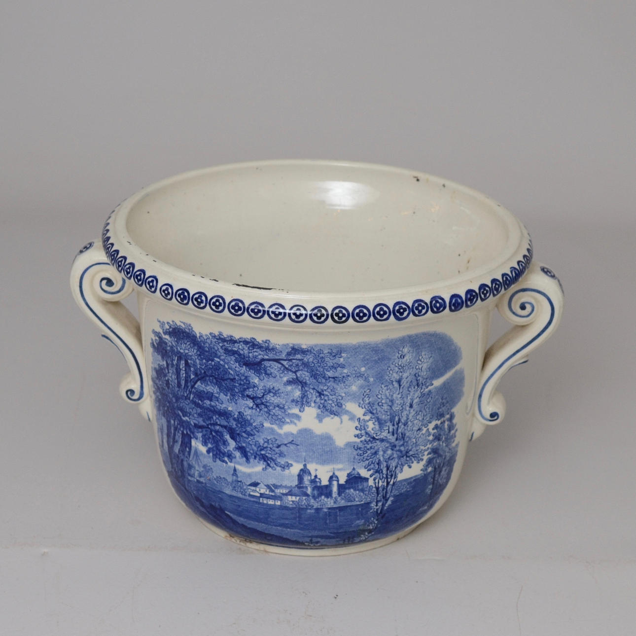 LARGE OUTER LINING TUBE STRAND.