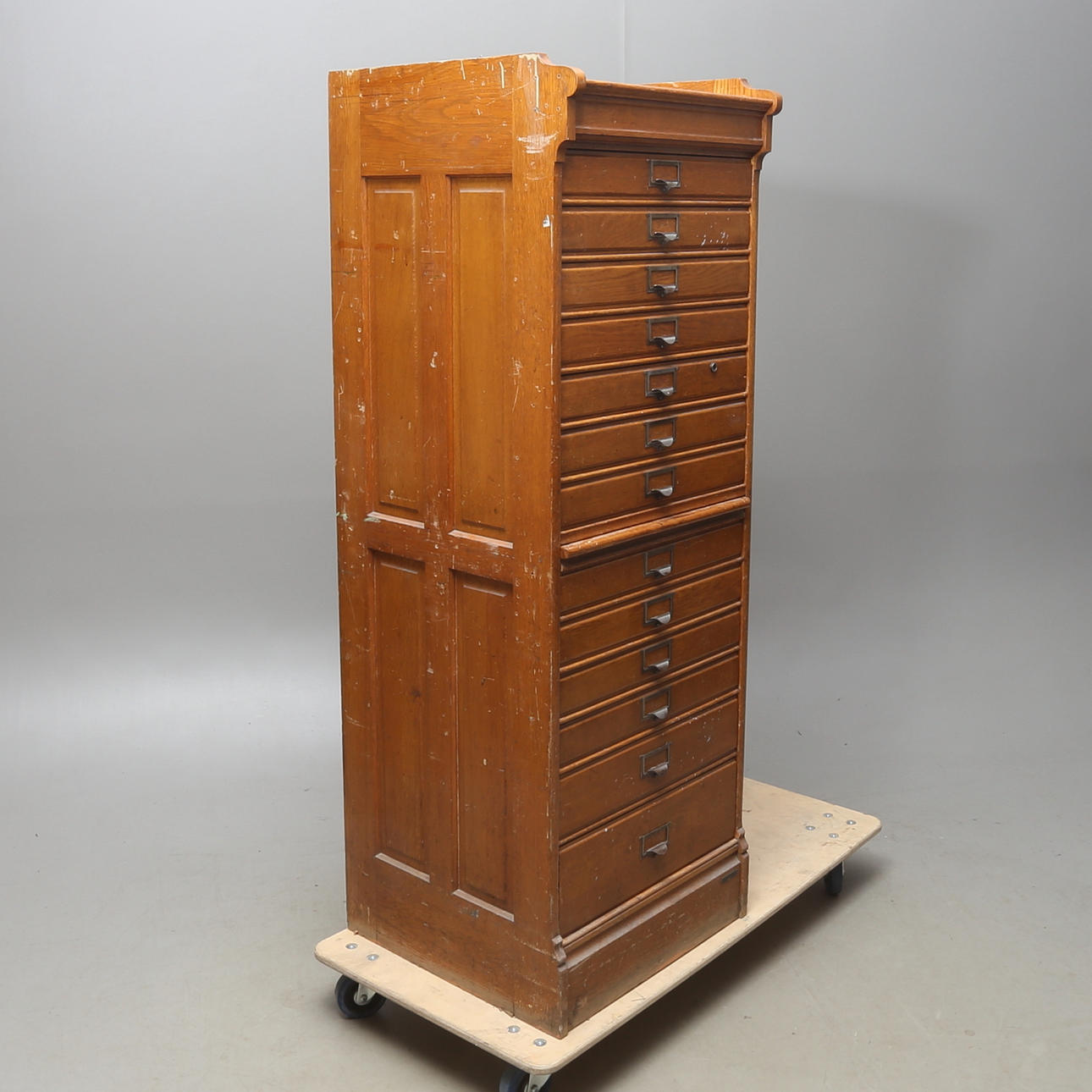 ARKIVSKÅP, ek, Åtvidaberg, tidigt 1900-tal.