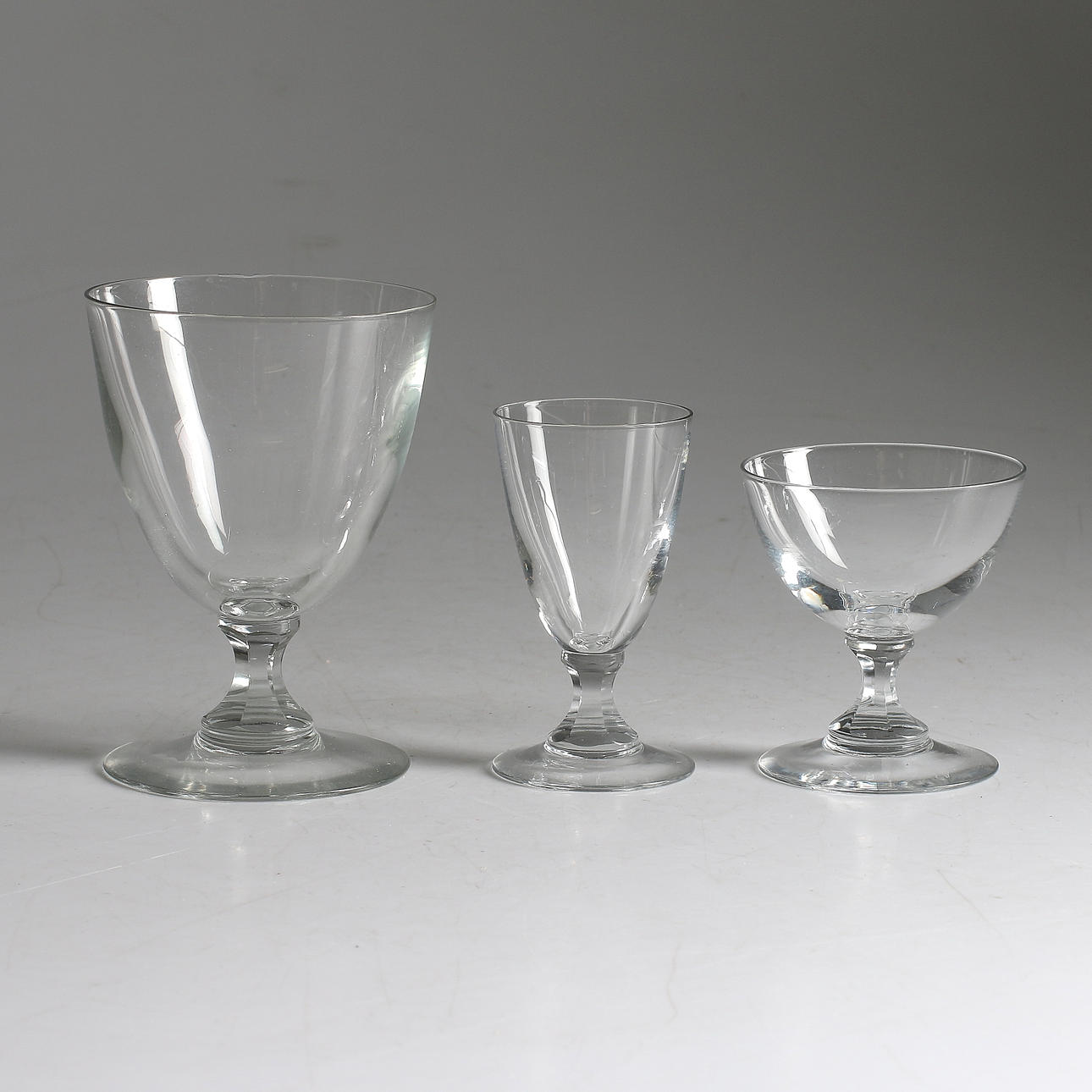 GLASSERVISE, 30 delar, 1900-tal.