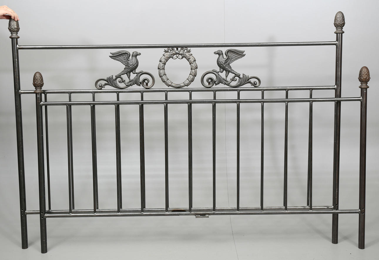 SÄNGRAM, järn, Frankrike, 1900-2000-tal.