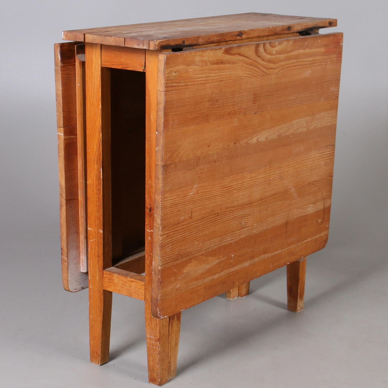 SLAGBORD, furu, 1800-tal.