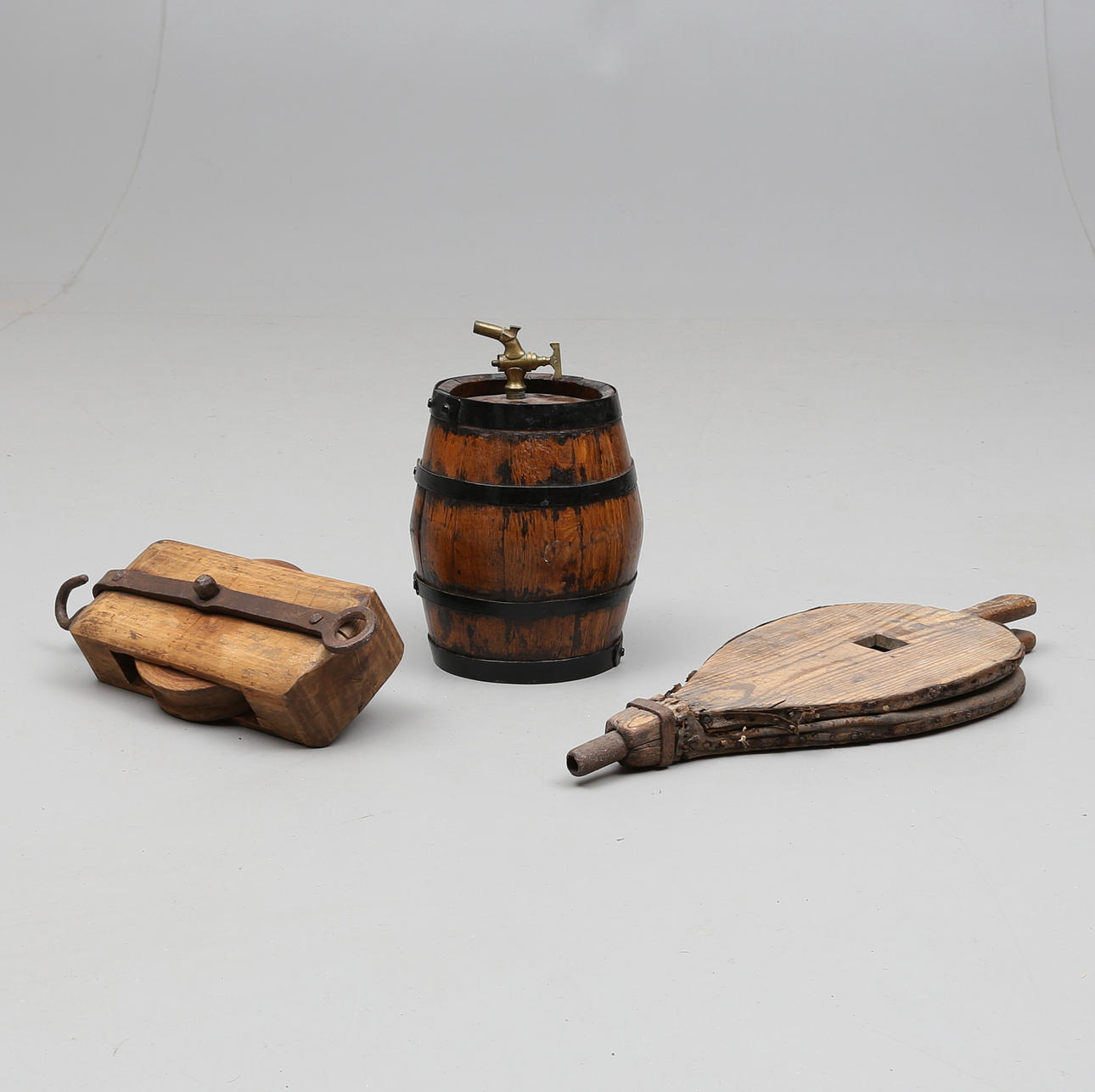 BLÅSBÄLG, ÖLTUNNA OCH TALJA, 1800-/1900-tal.