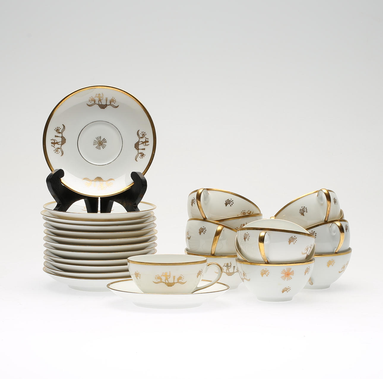 KAFFEKOPPAR MED FAT, 12 st, porslin, art deco, Edward Hald, Karlskrona, 1920-/30-tal.