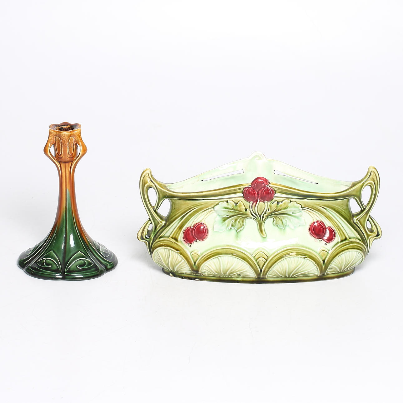 LJUSSTAKE, Rörstrand, samt JARDINJÄR, majolika, sekelskiftet 18/1900.