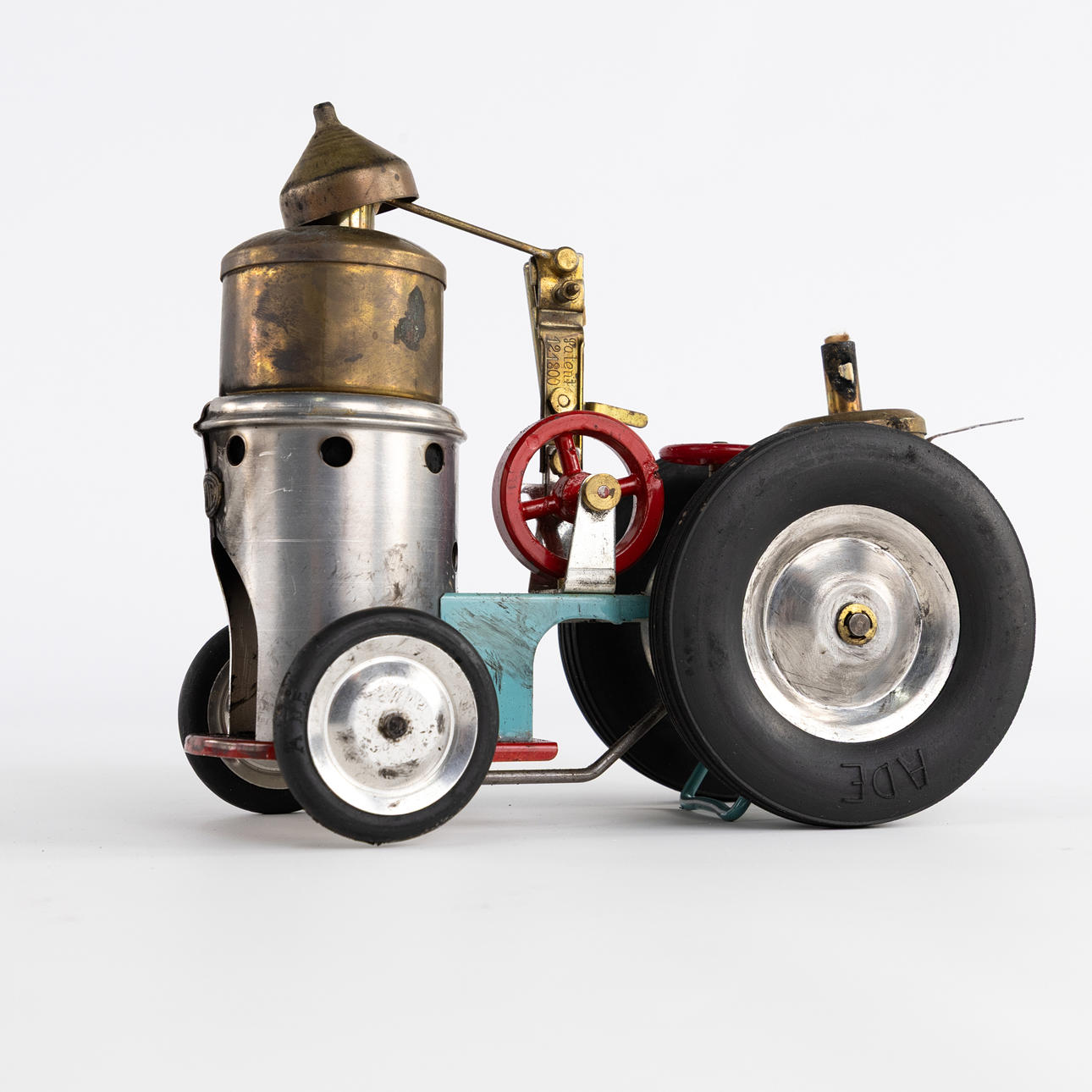 STEAM ENGINE. "ADE-TRAKTOR", in box.