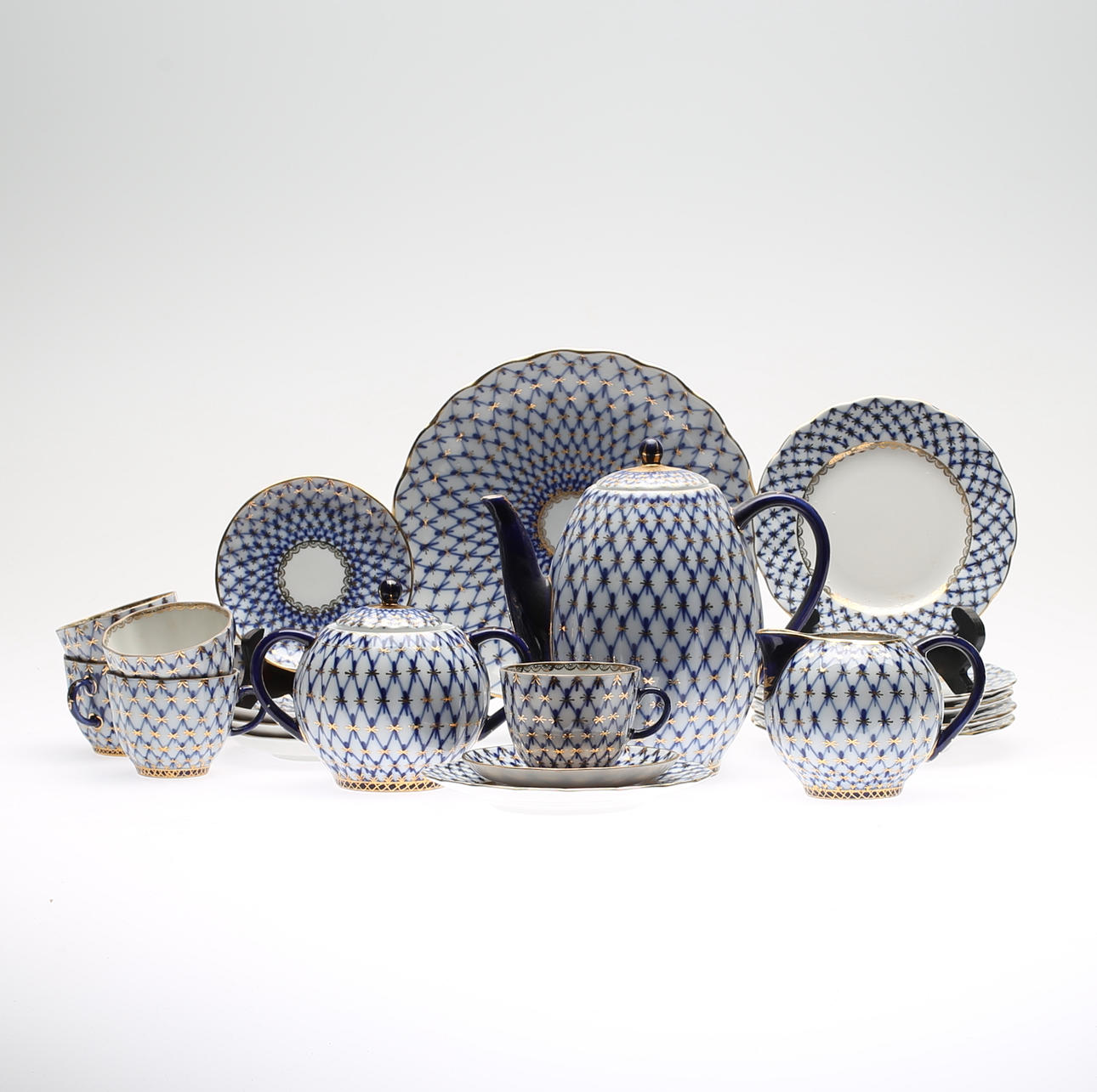 KAFFESERVIS, 21 delar, porslin, "Blue Net", Lomonosov, Sovjet, 1900-talets senare hälft.