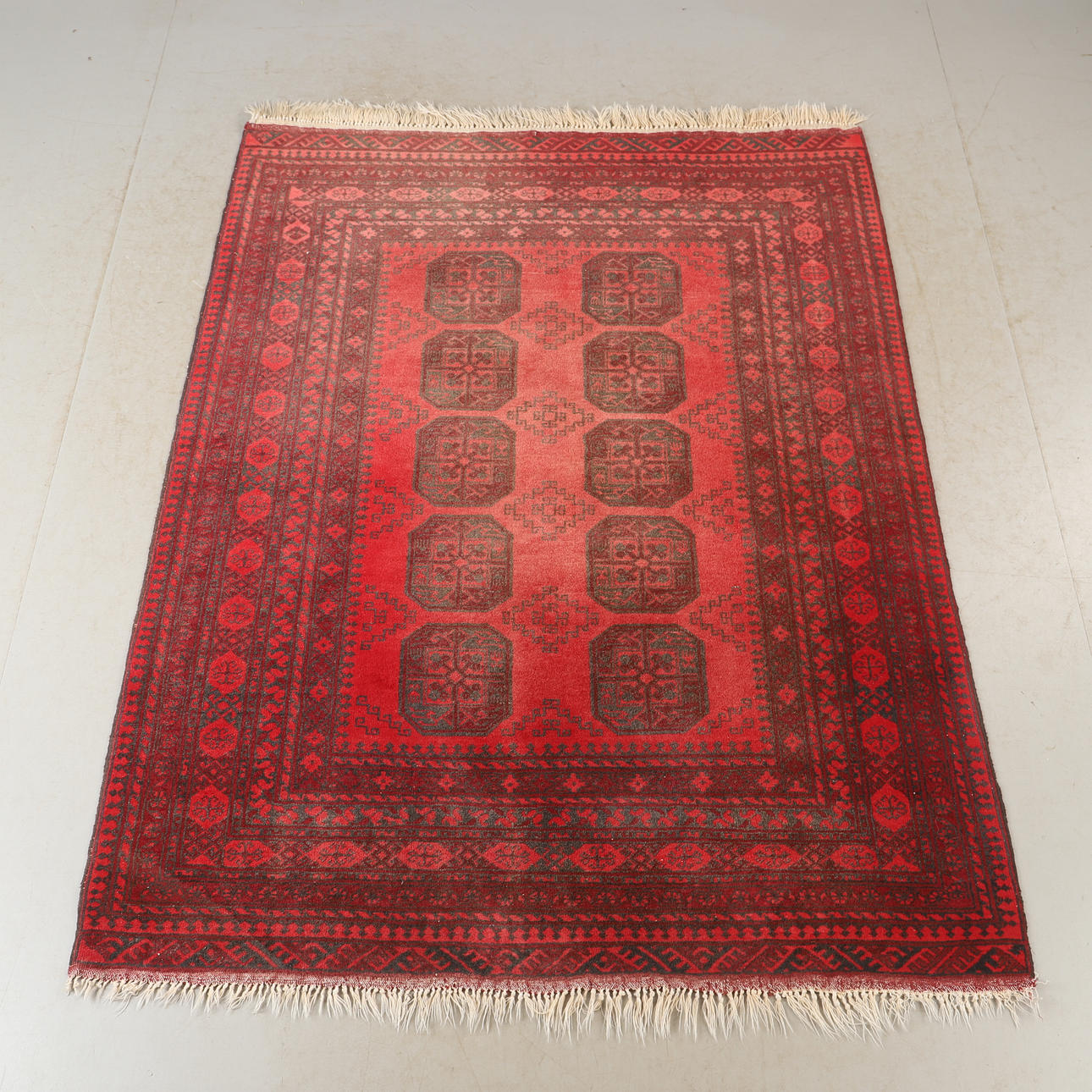 MATTA, Afghan, 206 x 155 cm.