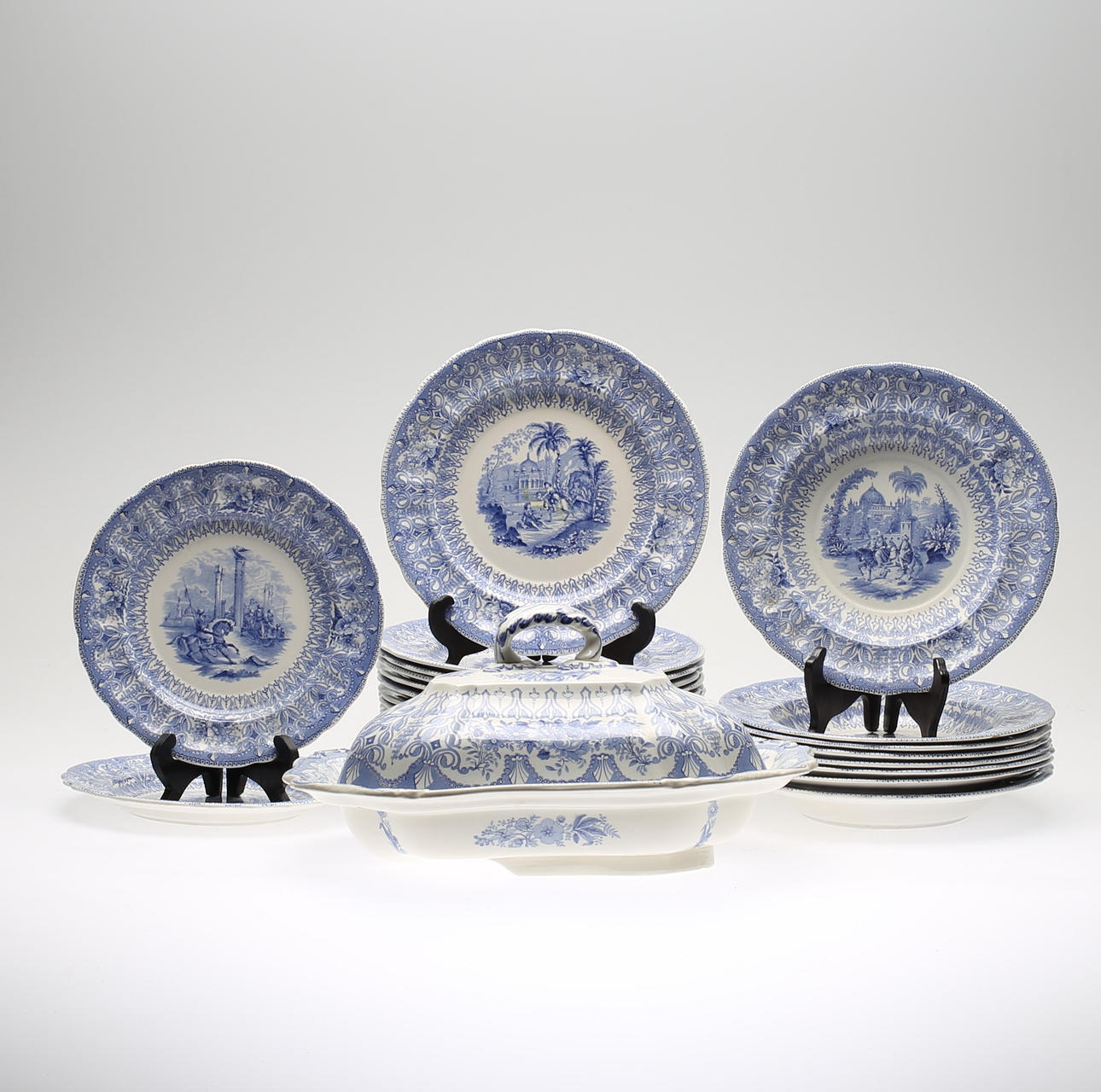 SERVISDELAR, 26 st, Rörstrand, sent 1800-tal.