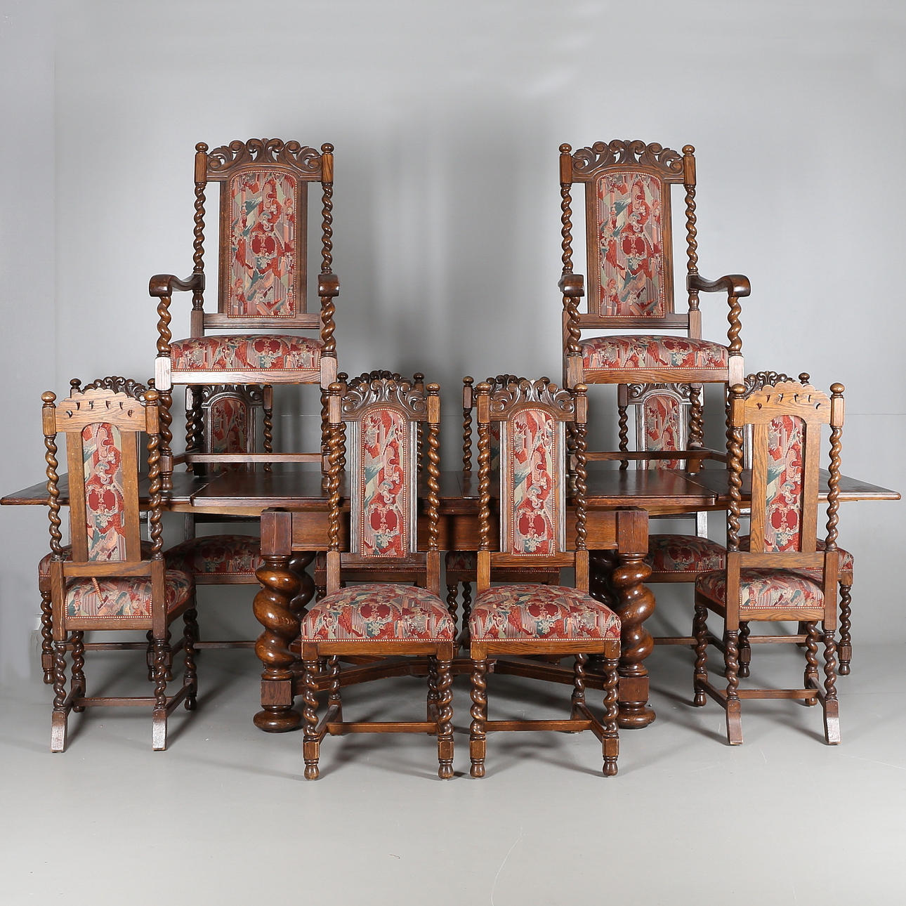 MATSALSMÖBLEMANG, 14 delar, ek, furu, barockstil, 1900-tal.