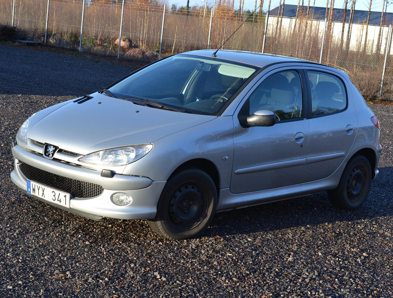 PEUGEOT -06 1.4 BENSIN 10.000 MIL.