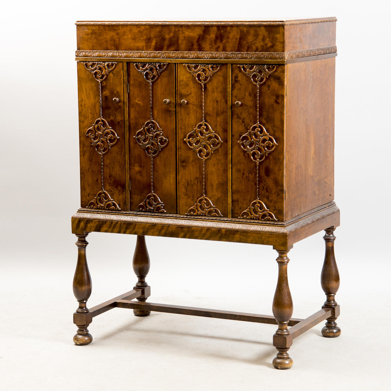 BARSKÅP, björk, 1930/1940-tal.