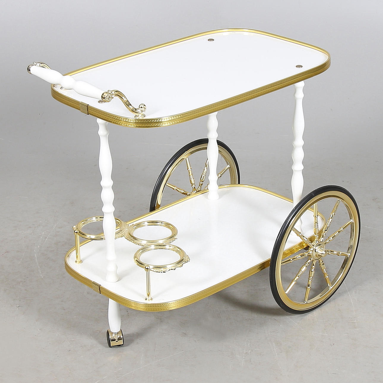 SERVERINGSVAGN, 1900-talets sista kvartal.