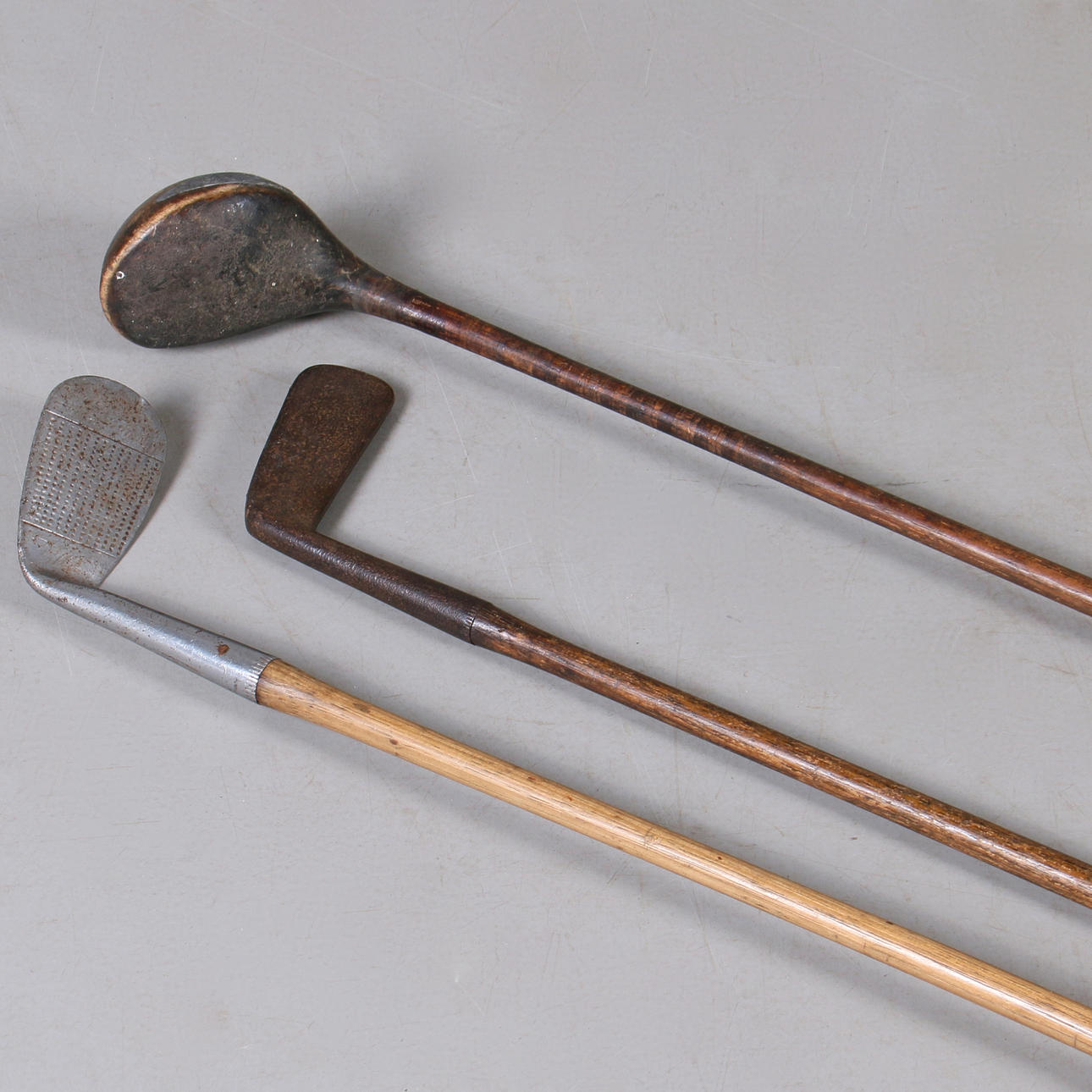 GOLFKLUBBOR, 3 st. Delvis JN & Millan Murcargo, 1900-talets första hälft.