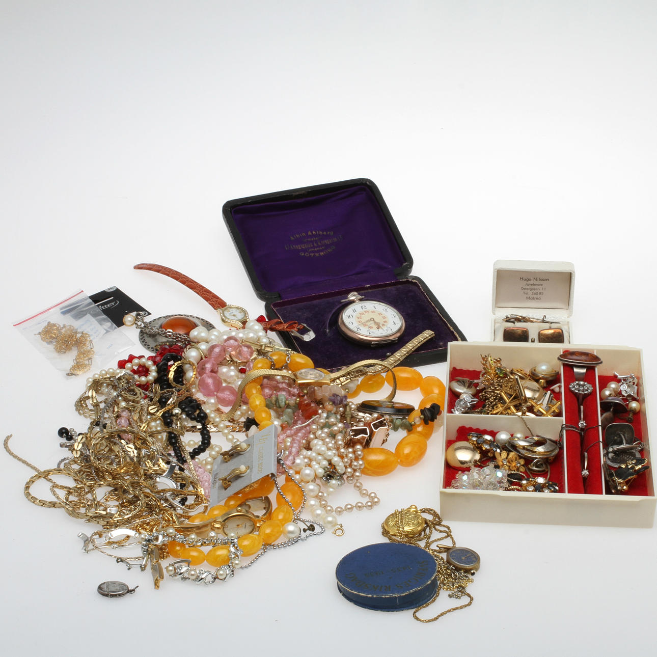 SMYCKEN, diverse bijouterier.