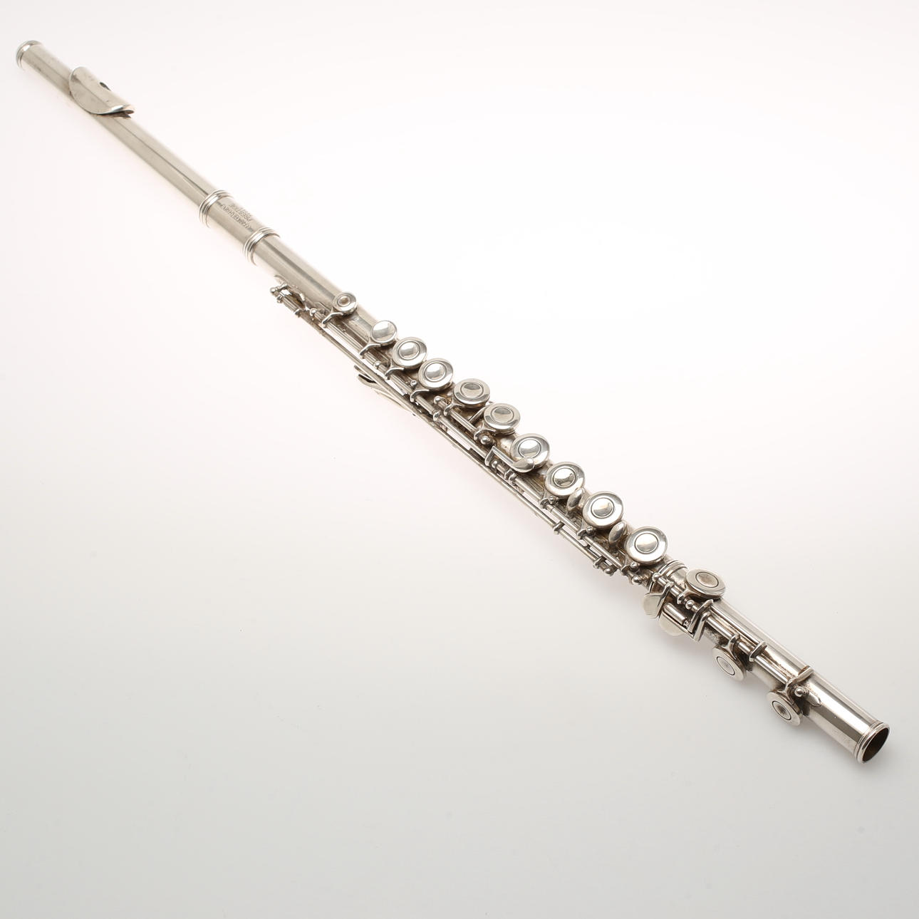 TVÄRFLÖJT, Masterhand, Prestige.