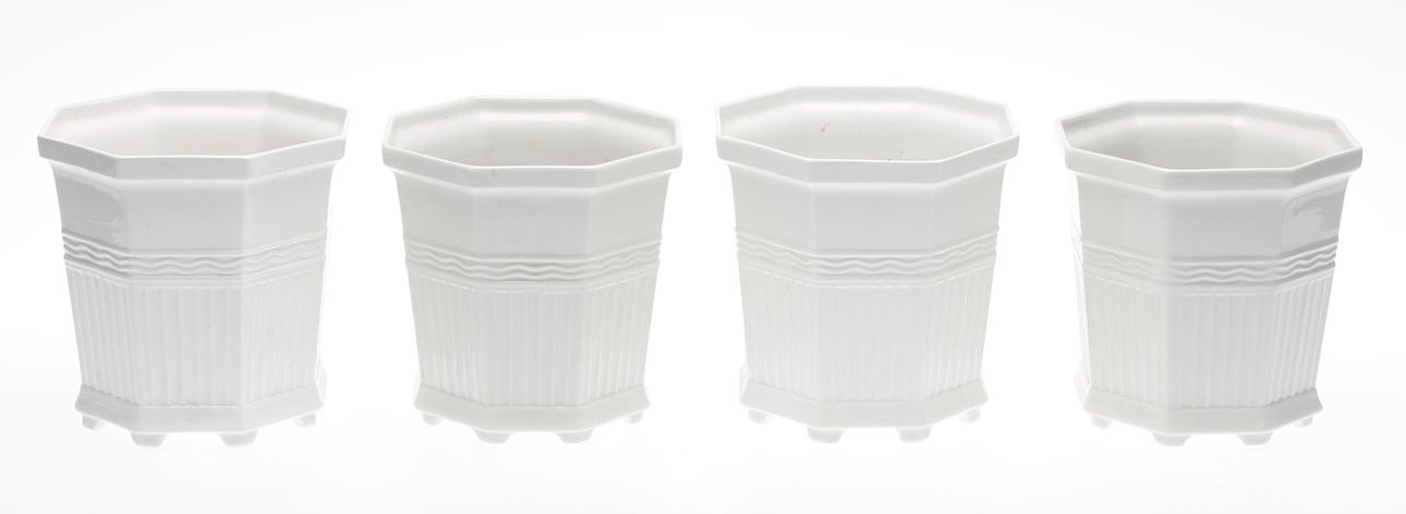 YTTERFODER, två par, porslin, Prins Eugen, Waldemarsudde, Gustafsberg.