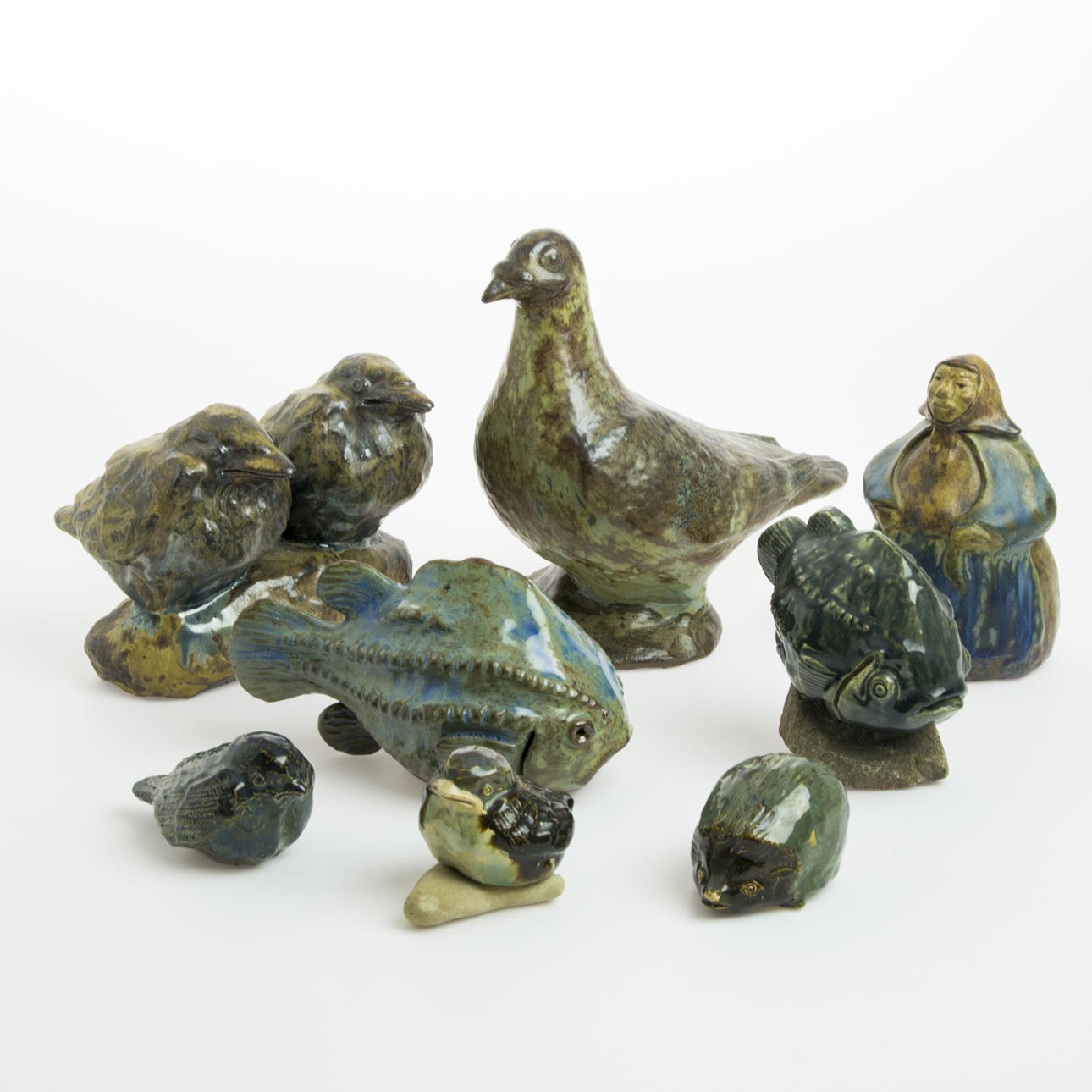 SKULPTURER, 8 stycken, keramik, Erik Engqvist.