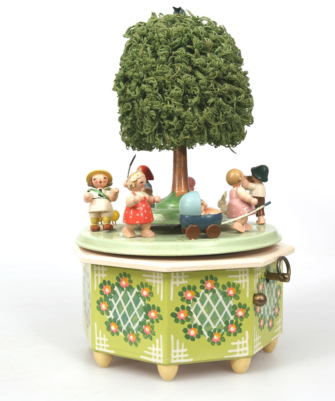 ERZGEBIRGE, speldosa, trä, 1900-talets andra hälft.