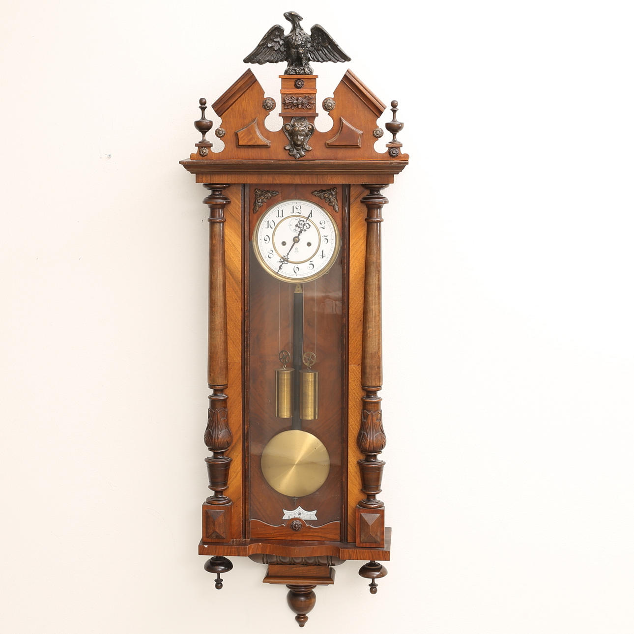 VÄGGPENDYL, valnöt, nyrenässans, verk märkt GB (Gustav Becker), 1800-tal.