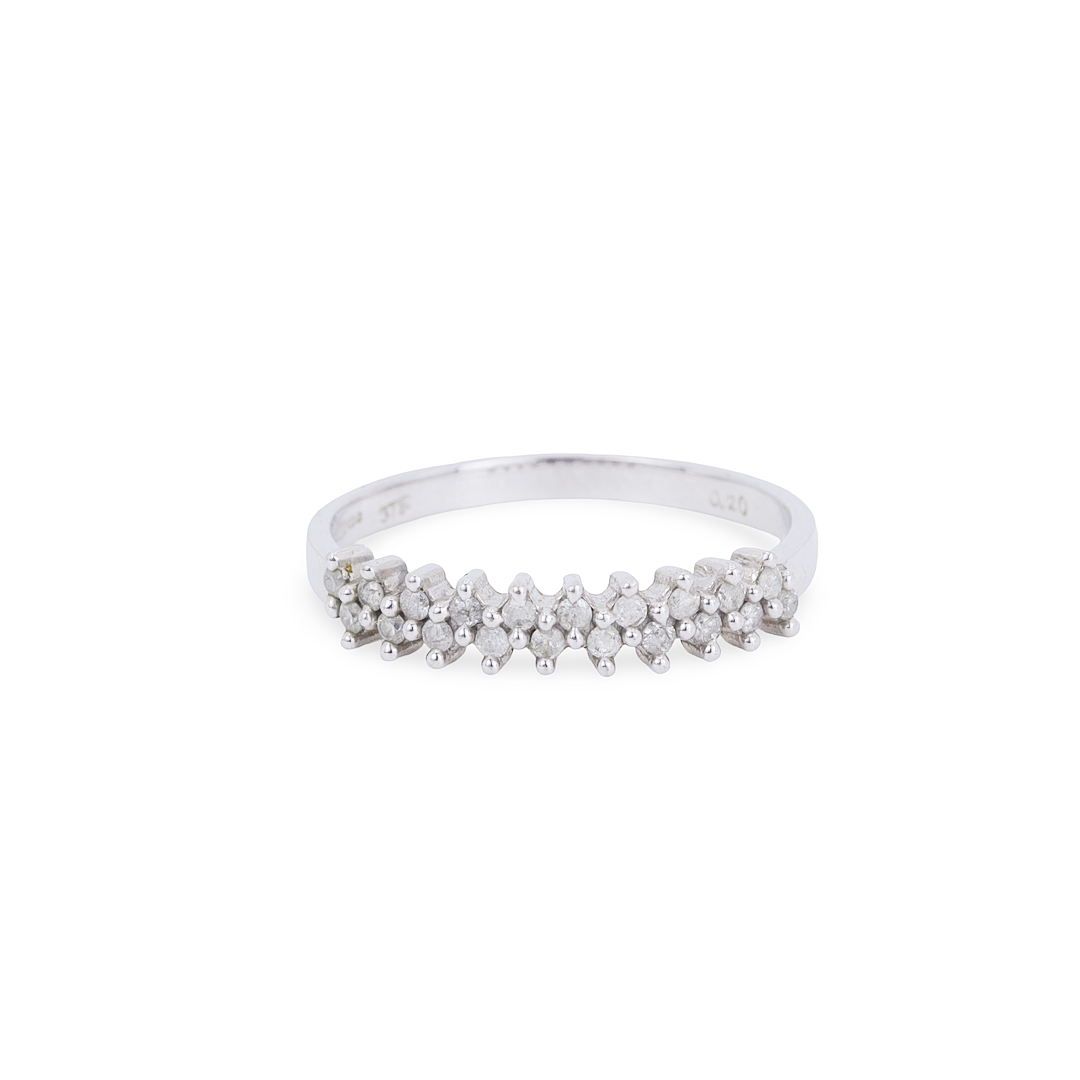 DIAMANTBESATT 9KT RING.