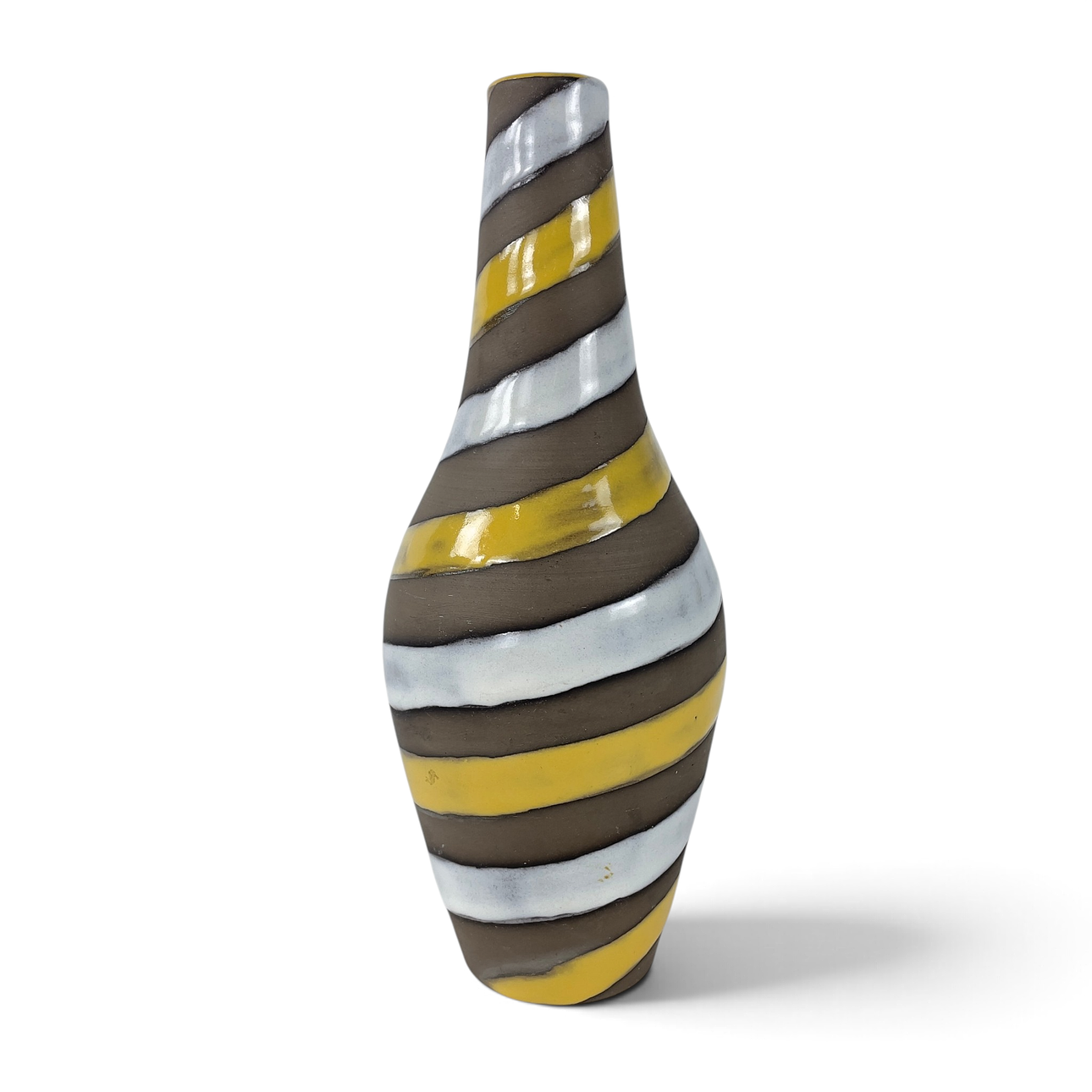 INGRID ATTEBERG. Vas, "Spiral", Upsala Ekeby, monogramsignerad Abg.