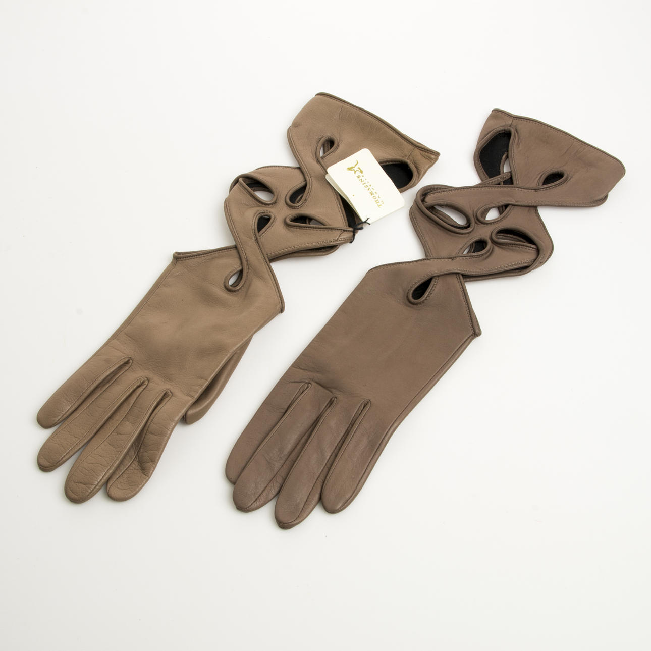 HANDSKAR, 1 par, "New York", Thomasine.