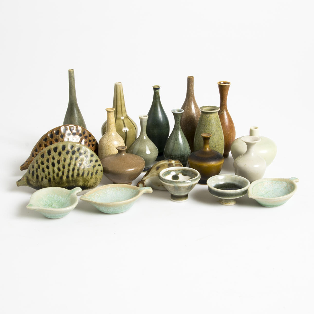 KERAMIKMINIATYRER, 21 stycken, John Andersson, Höganäs.