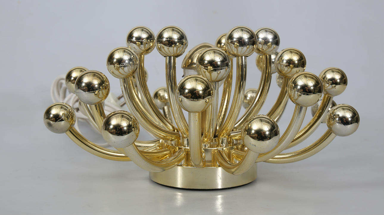 VÄGGLAMPA, förgylld plast, "Pistillino", Studio Tetrarch, Valenti Luce, Italien, 1900-talets andra hälft.