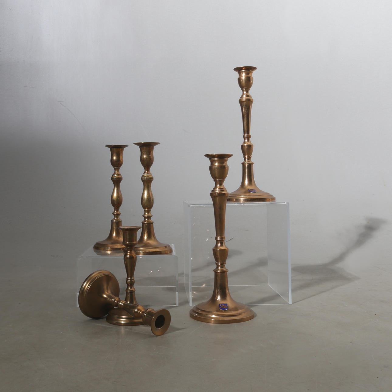 LJUSSTAKAR, 3 par, mässing, 1900-tal.