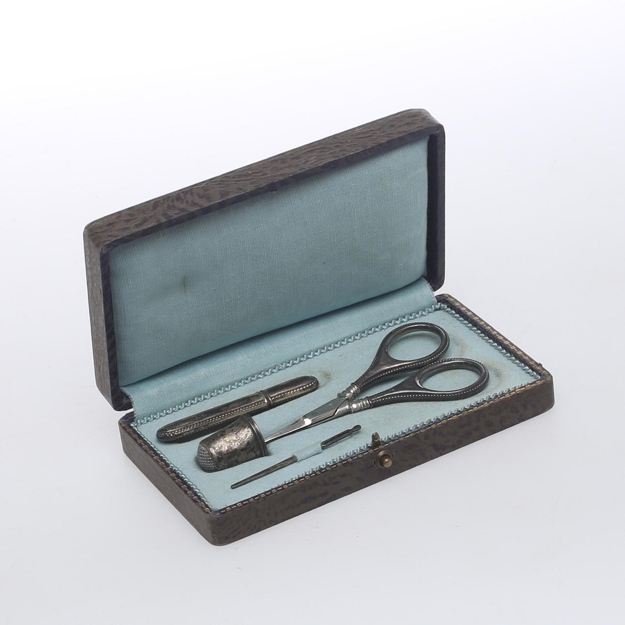 SYETUI, 4 delar, silver, mestadels svenska importstämplar, 1900-tal.