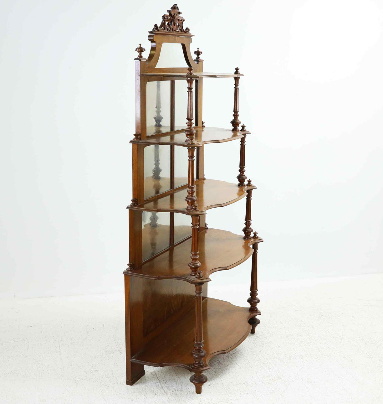 HYLLA MED SPEGEL, omkring 18/1900